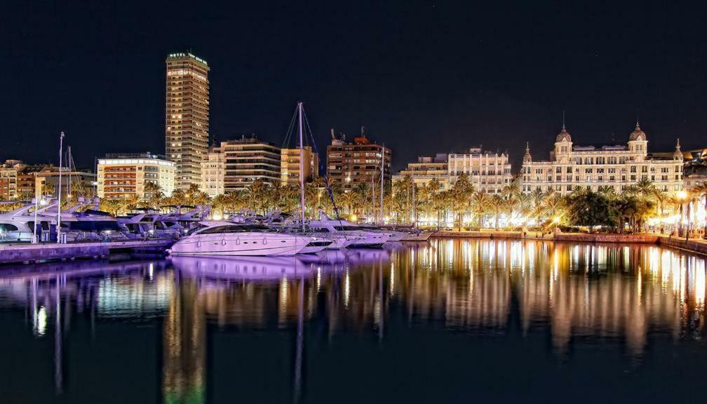 Appartement Precioso Piso Frente Al Mar Con Enorme Terraza à El Campello Extérieur photo